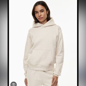 Aritzia TNA Cozy Fleece Hoodie Size M